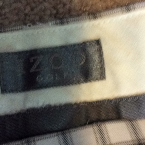 Shorts - Picture 3 of 3